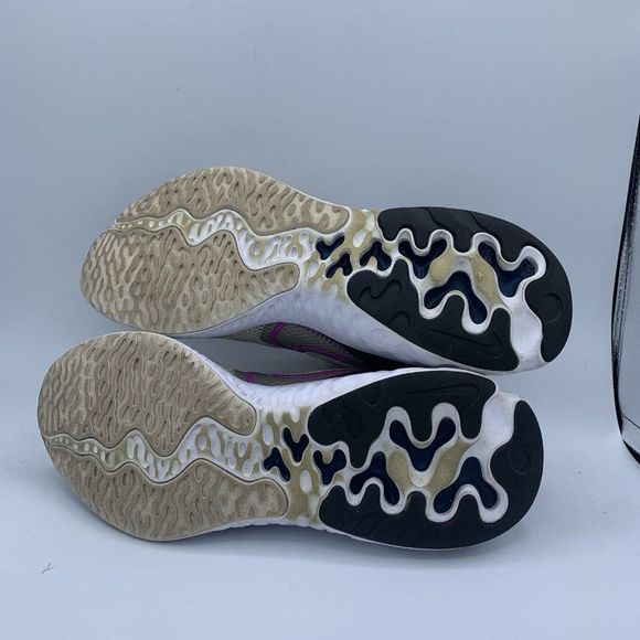 Nike Womens Renew Run CK6360-002 Multicolor Lace Up Running Shoes Size 11 - Picture 6 of 8